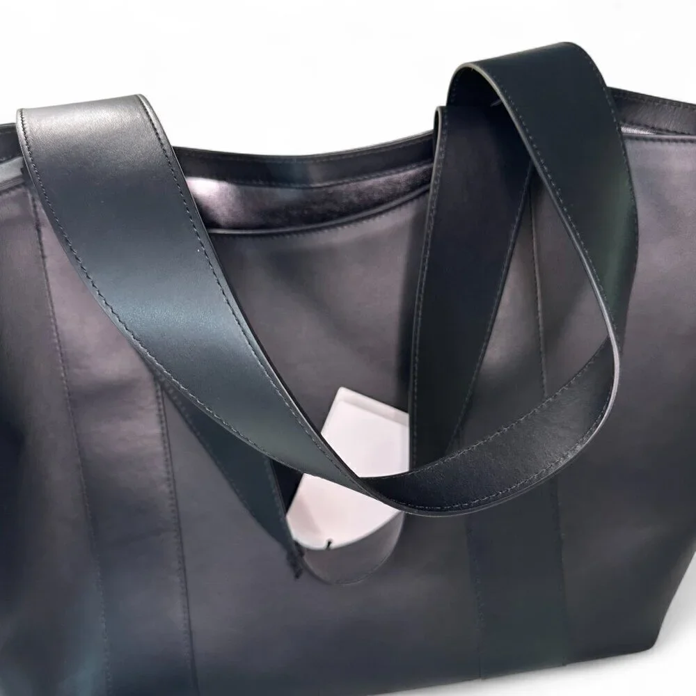 Liselle Kiss Jamie Large Leather Tote Bag - Smooth Black NWT